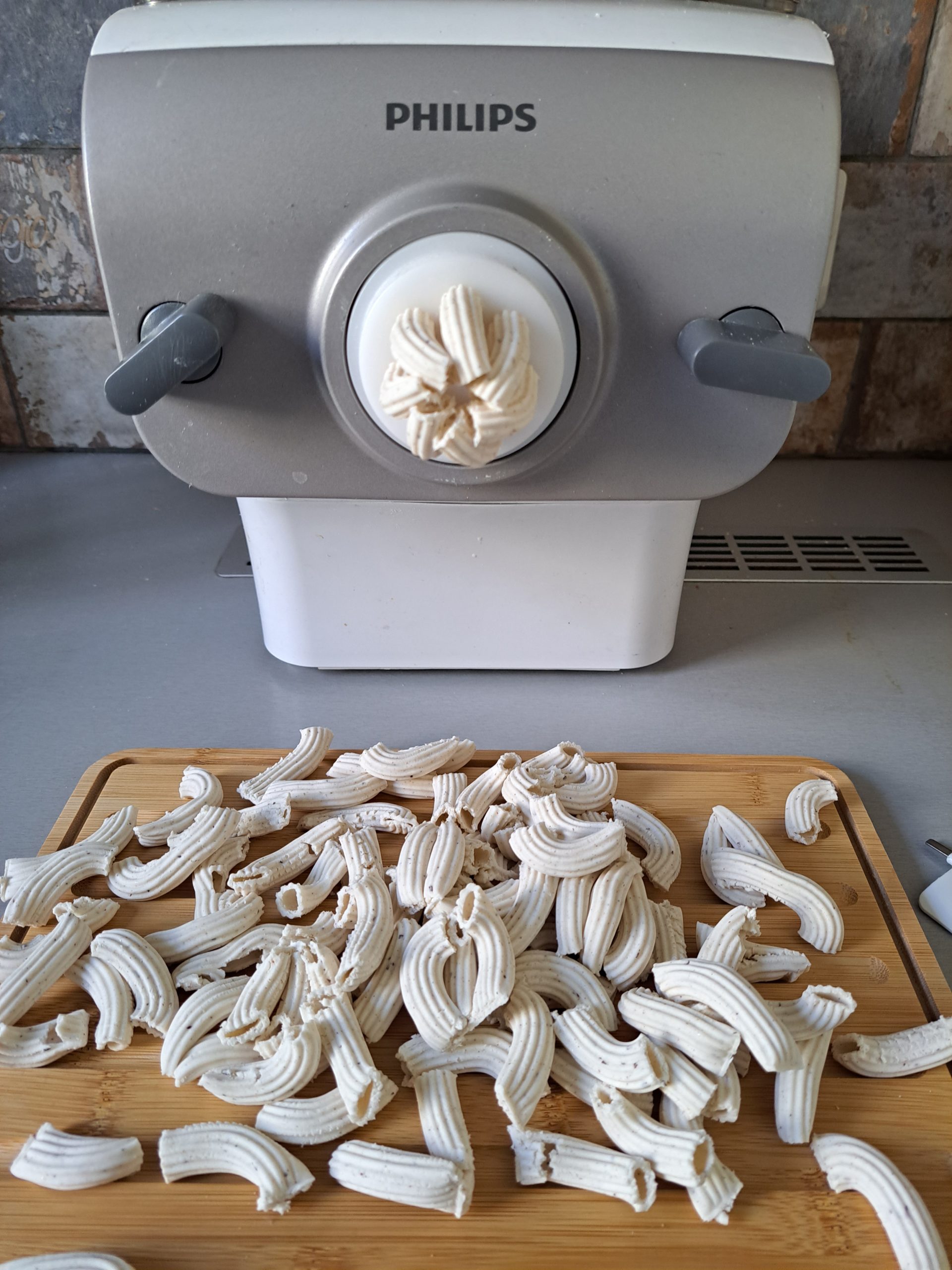 Autoproduzione di pasta con farina senza glutine
