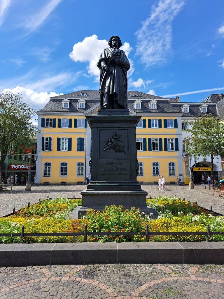 Monumento di Beethoven a Bonn in Germania