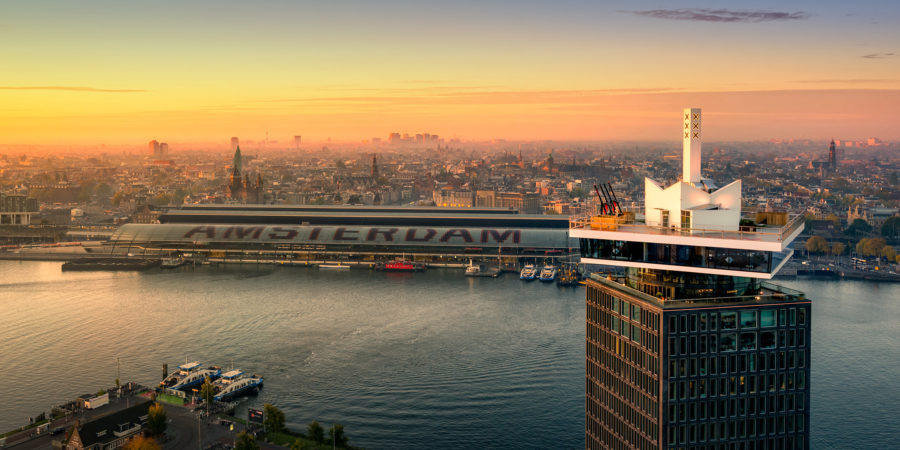  A'DAM Lookout: La piattaforma panoramica più alta dei Paesi Bassi con vista mozzafiato sulla città.
